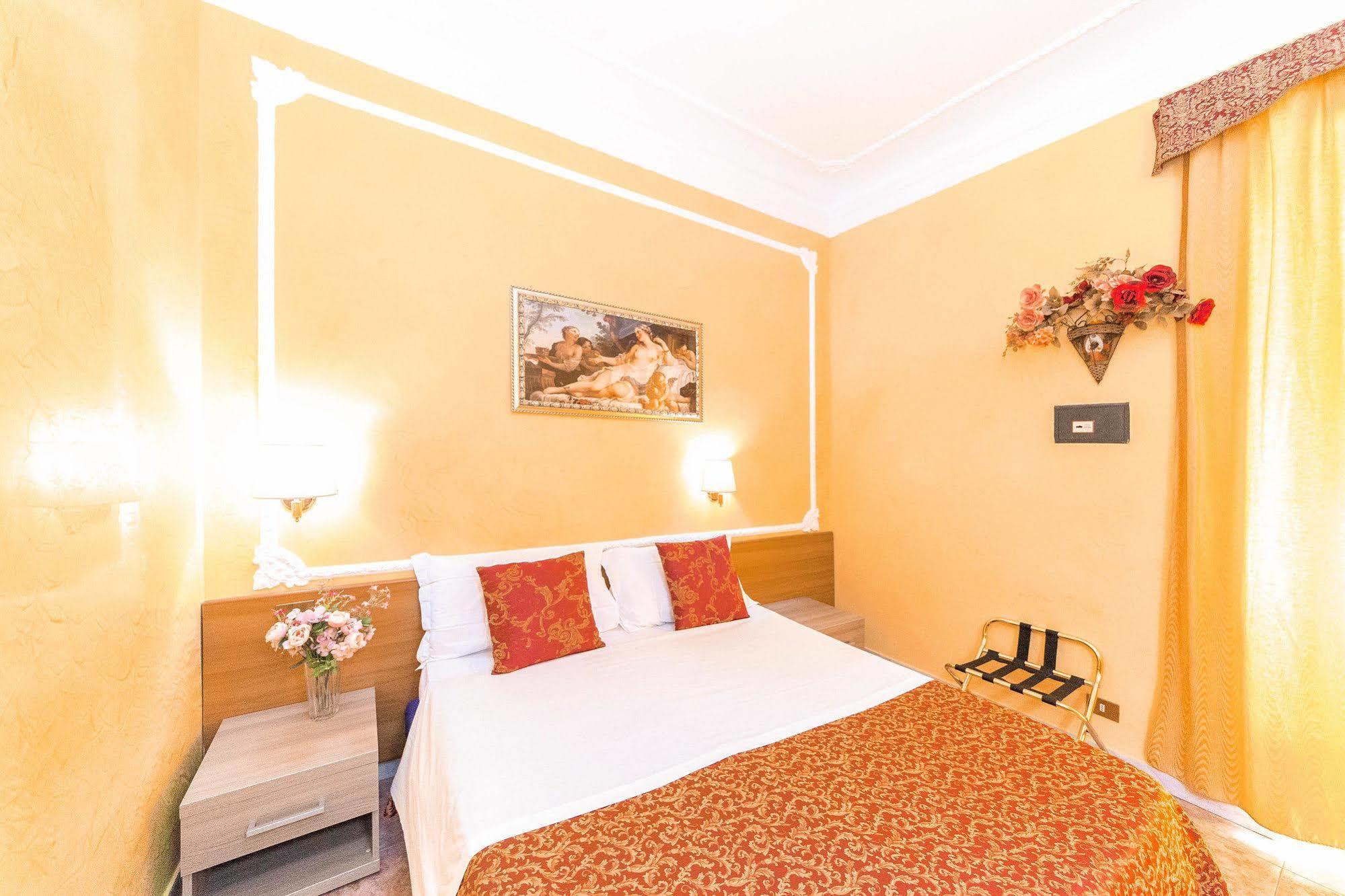 Downtown Accommodation Rome Bagian luar foto