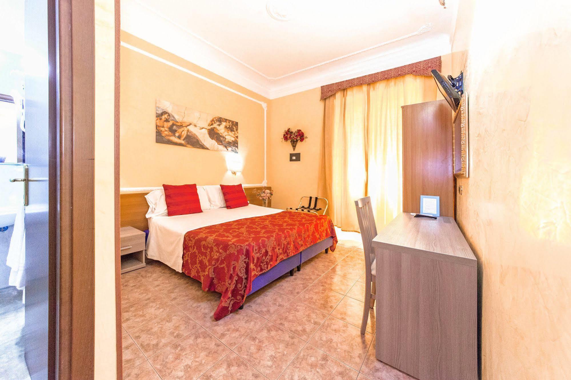Downtown Accommodation Rome Bagian luar foto